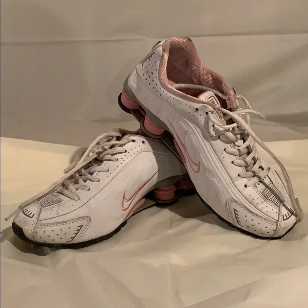 Nike Shox Size 8